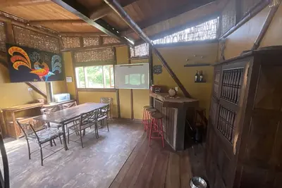 Image de Hermosa cabaña en madera y guadua espectacular vista dos habitaciones
