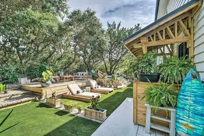 Image de Topsail Beach Villa: Outdoor Oasis w/ Hot Tub