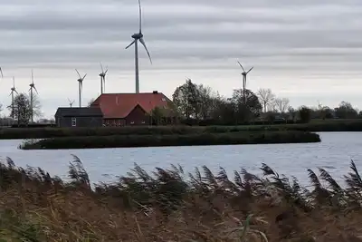 Image de Ferienhaus für 3 Gäste mit 110m² in Stadland