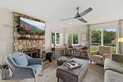 Image de Updated Mountain Condo at The Pinnacle Inn