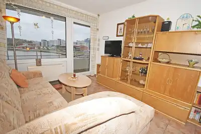 Image de Gemütliche und Komplett Geflieste Ferienwohnung in der 4