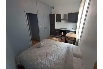 Image de Studio confortable - Hypercentre - 20 min to Paris