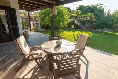 Image de Private Villa with terrace and garden.