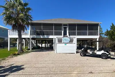 Image de Updated dog & wedding-friendly home with private pool, bikes & beach gear