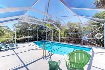 Image de Dog-friendly home near the beach with private pool & gym