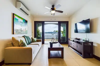Image de Condo with Infinity Pool- Breakfast included- Close to the beach