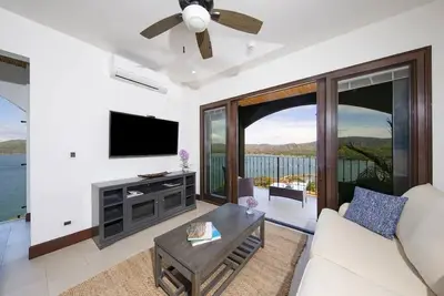 Image de Beautiful ocean view condo, Infinity Pool, Breakfast included