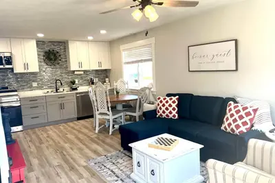 Image de Guest Suites -1998 #2 Restful 1 bedroom 1 bath Suite