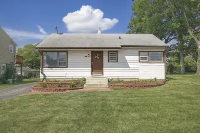 Image de Promo 10% Monthly Discount! \nComfy Home w Access to Major Roads/Hwys, Huge Yard
