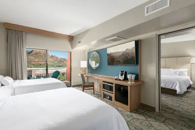 Image de Connecting Quad Queen Room