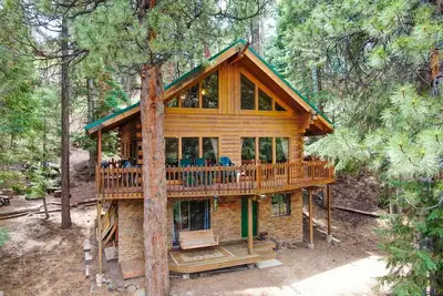 Image de Rustic Cabin 5 min from Lakes. Sleeps 12. Snowmobilers Dream