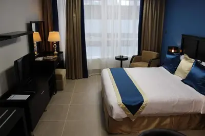 Image de Studio Apartment Al Nahyan Camp By Luxury Bookings