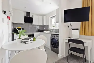 Image de Stunning 2-Bed Apartment in Harrow
