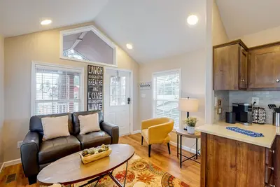 Image de Fantastic escape with high-speed WiFi, furnished porch, full kitchen & W\/D