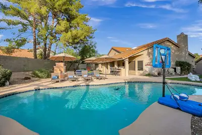 Image de Home with Pool and Hot Tub - Luxury in Scottsdale