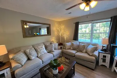 Image de Premium Vacation- 2 miles to Dollywood- Arcade & much more