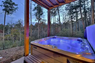 Image de A Starry Night - Relax in private rustic luxury!