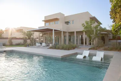 Image de Contemporary villa with swimming pool and superb garden-15mn from Mall of the Emirates