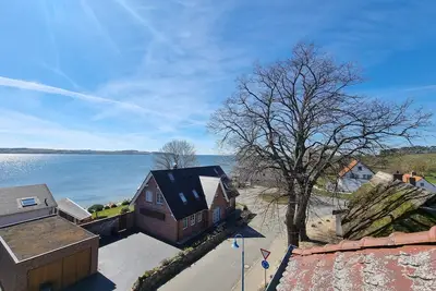 Image de Sonnige Ferienwohnung mit SĂĽdbalkon und Meerblick