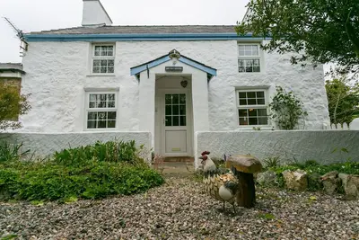 Image de Hen Tyn Y Mynydd - a dog that sleeps 6 guests in 3 bedrooms