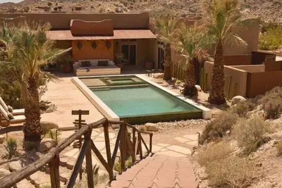 Image de Saguaro Ridge by Fieldtrip | Palm Tree Oasis | Pool & Yoga Deck