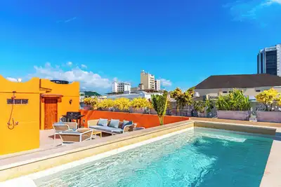 Image de 4 Bed / 4 Bath W/ Rooftop Pool