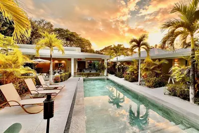 Image de Exclusive Retreats Surfside 8 Bedroom Private Resort Villa - Breakfast included