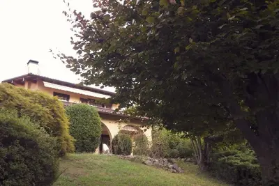 Image de Your Villa between lake and mountains