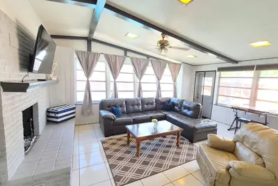 ☀Shelley Casa, 3br/2ba, Stunning- ✔Pool✔Whole House