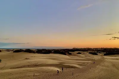 Image de Las Dunas de Maspalomas y el Mar a un Paso