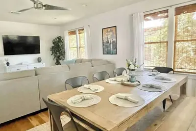 Image de Welcome to Bob’s Bungalow - Idyllic East Side