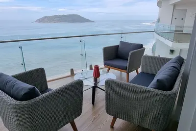 Image de Enjoy Sunsets - 1br Condo at the Beach at Golden Zone