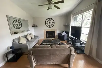 Image de Amazing Pet-Friendly Condo with Pool Near Busch Gardens