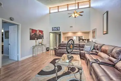 Image de Waterside New Port Richey Condo w\/ Pool Access!