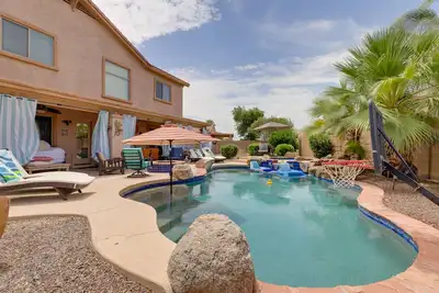 Image de Maricopa Desert Oasis: Fenced Yard w\/ Hot Tub