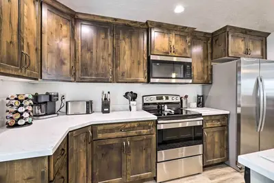 Chic Payson Apartment ~ 10 Mi to Utah Lake!
