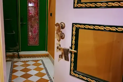 Image de Enchanting 500 year's Haveli for stay, near Jaisalmer Fort.