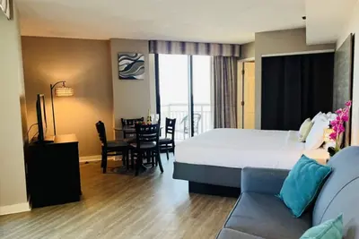 Image de Charming Oceanfront Suite, Dogs Ok!