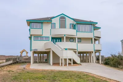 Image de Oceanfront 4 Br Home w/Spectacular Ocean Views