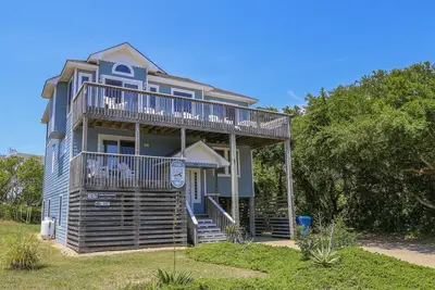 Image de Oceanside 6 Br Home in the Heart of Duck - Private Pool, Dog Friendly