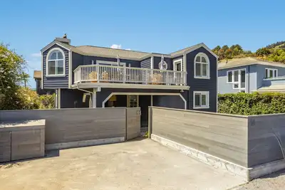 Image de Luxury Living at the Beach