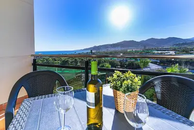 Image de Beach 300 mtr - spectaculair view - air conditioning - 4 persons - Wifi - center