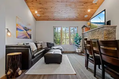 Image de Modern Condo - Ev Charger - Sm 301 by Bear Valley Vacation Rentals