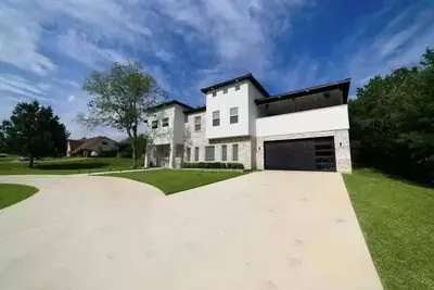 Image de Central Modern Home in Dfw • Fort Worth Arlington