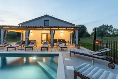 Image de Maison de vacances Buje pour 1 - 8 personnes avec 4 chambres à coucher - Maison de vacances