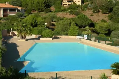 Image de Domaine du Haut des Issambres avec jardin privatif et piscines