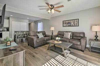 Image de Chic Townhome ~ 6 Mi to Talking Rocks Cavern!