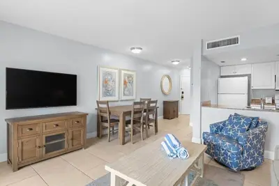 Image de Updated South Seas Villa with Pool