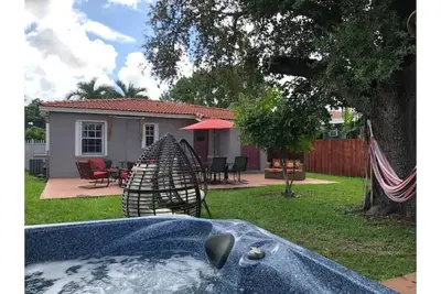 Image de Awesome House With Jacuzzi in the Heart of Miami