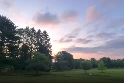 Image de Entire home w 100 Acre+ hunting space